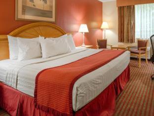 Best Western Center Inn Вирджиния-Бич Номер фото